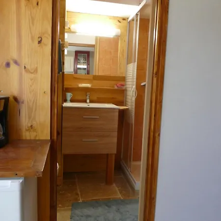 Bed & Breakfast Les Bois Rouges