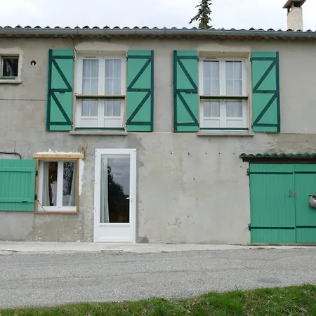 Les Bois Rouges Bed & Breakfast La Rochegiron