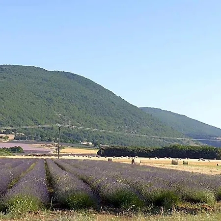Les Bois Rouges La Rochegiron